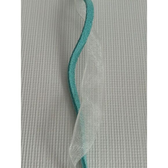 Silver Toned Metal Gecko Lizard Double Strand Blue Ribbon Chain Pendant Necklace - Picture 8 of 9